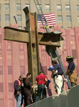 wtc_cross.jpg (21858 bytes)